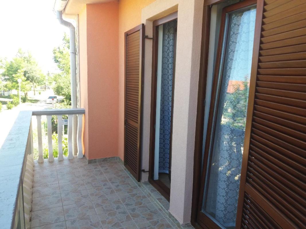 Apartment Visnja -Near Queen Beach 닌 외부 사진